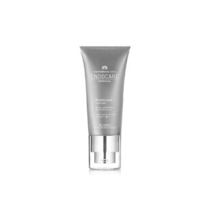 Anti-aging serum that renews and restructures.